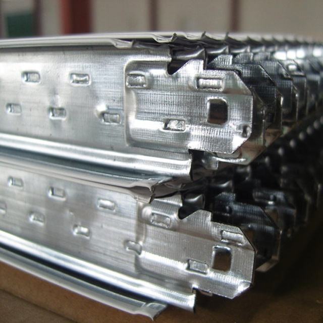 Chinese factory wholesale building materials galvanized metal stud and track drywall light gauge metal steel keel