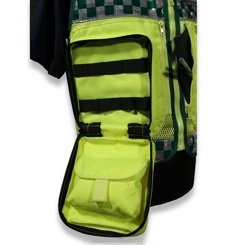 Versatile pocket vest paramedic ambulance response vest with reflective tapes