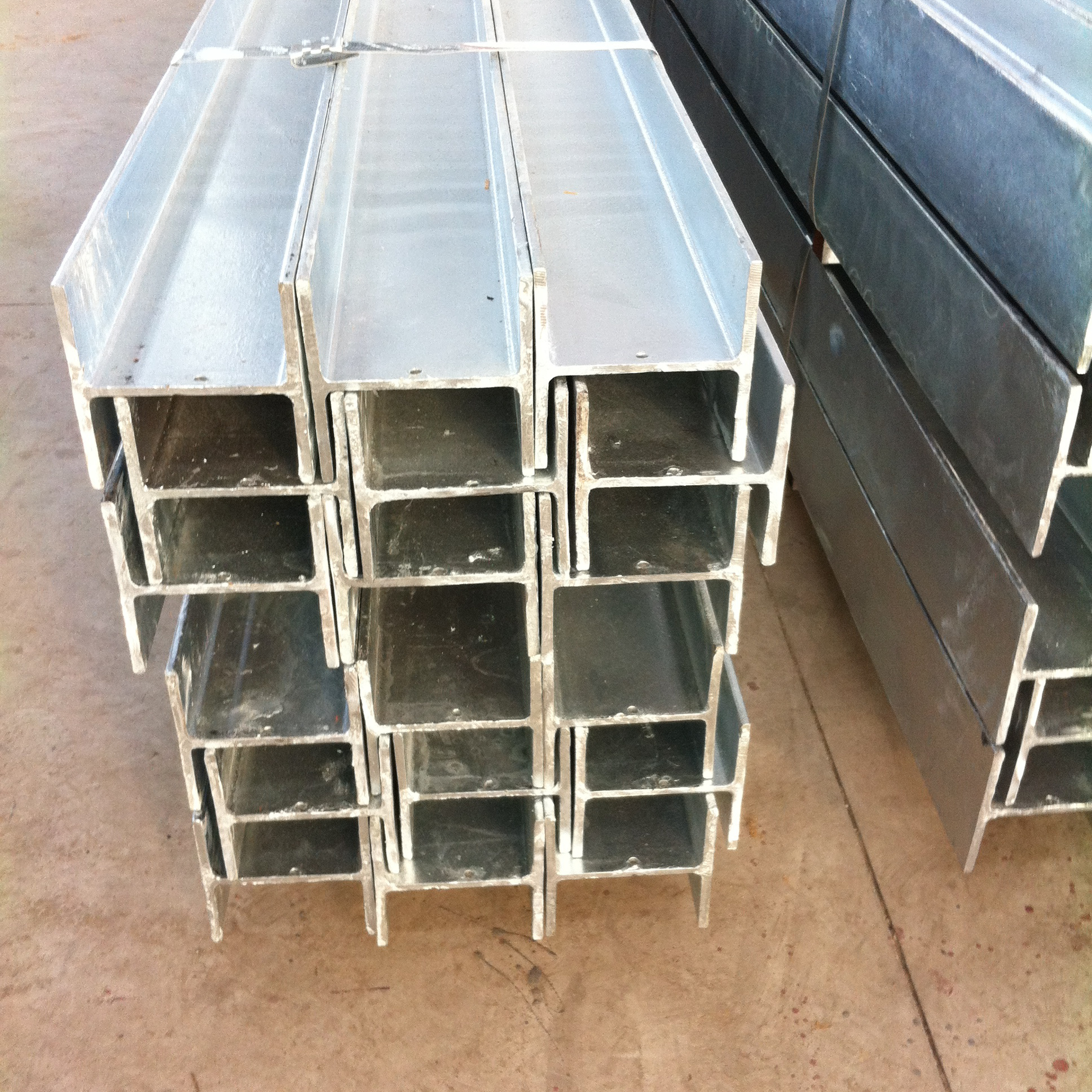 Hot-Selling Q235B Building Structure Material Hot DIP Galvanized H Bean Steel I Steel Beam