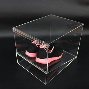 Modern Acrylic Shoe Riser or Acrylic Shoe Display Rack For Mall Clear Acrylic Heel-Rest Elevated Style Shoe Risers