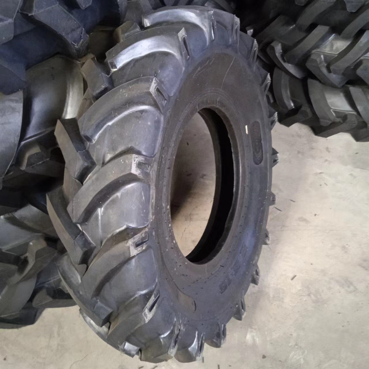 Farm Tractor garden agricultural tractor tyres 9.5-16