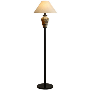 Vintage living room floor lamp bedroom luxurious ceramic bedside lamp vertical lighting hotel homestay lamp