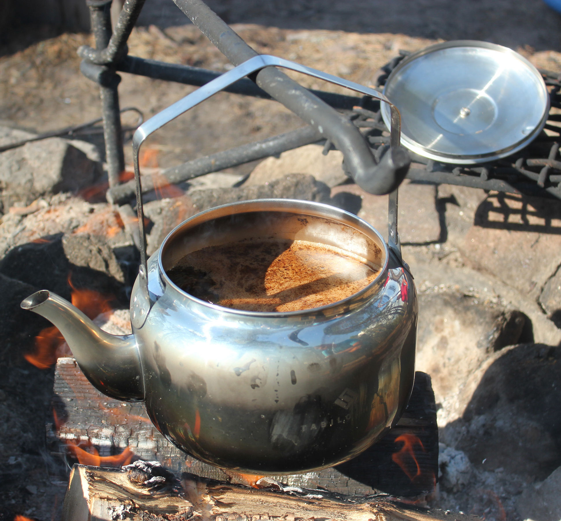 1.0 L stainless steel fire pan Light coffee pot for the trip  camping outdoor Picnic cooking barbecute coffee tea kettle pot