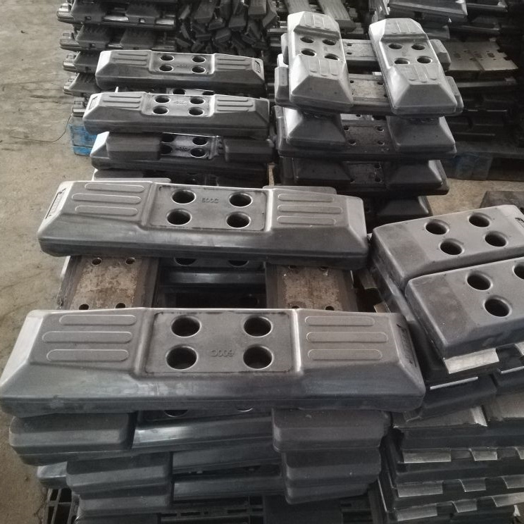 Bolt to Track Chain Rubber Track Pad for Crawler Cranes, Dozers, Excavators, Milling Machines, Pavers, Trenchers