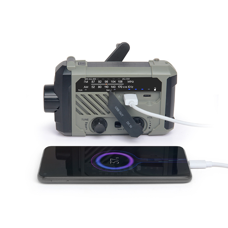 Emergency Hand Crank AM/FM Portable Survival Radio with 2000mAh Power Bank Solar Phone Charger