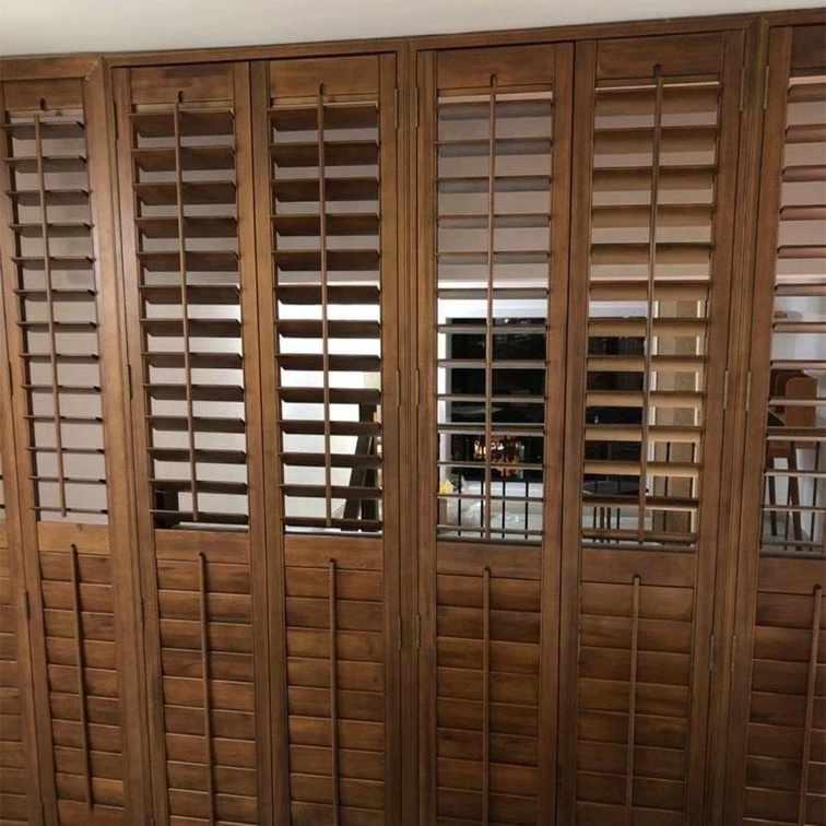 Custom Family Room Basswood  window Plantation Shutters Folding french  sound proof interior window shutters