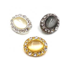 Yiwu Button Vintage Crystal Oval Rhinestone Glass Alloy Shank Buttons For Garment