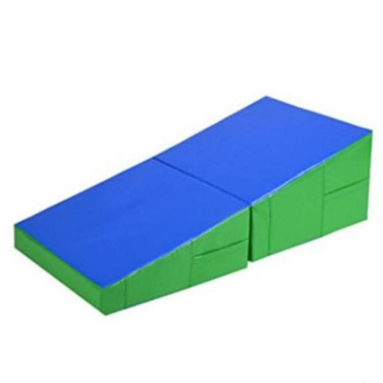 Factory direct sales gymnastics training roll ramp cheese mat