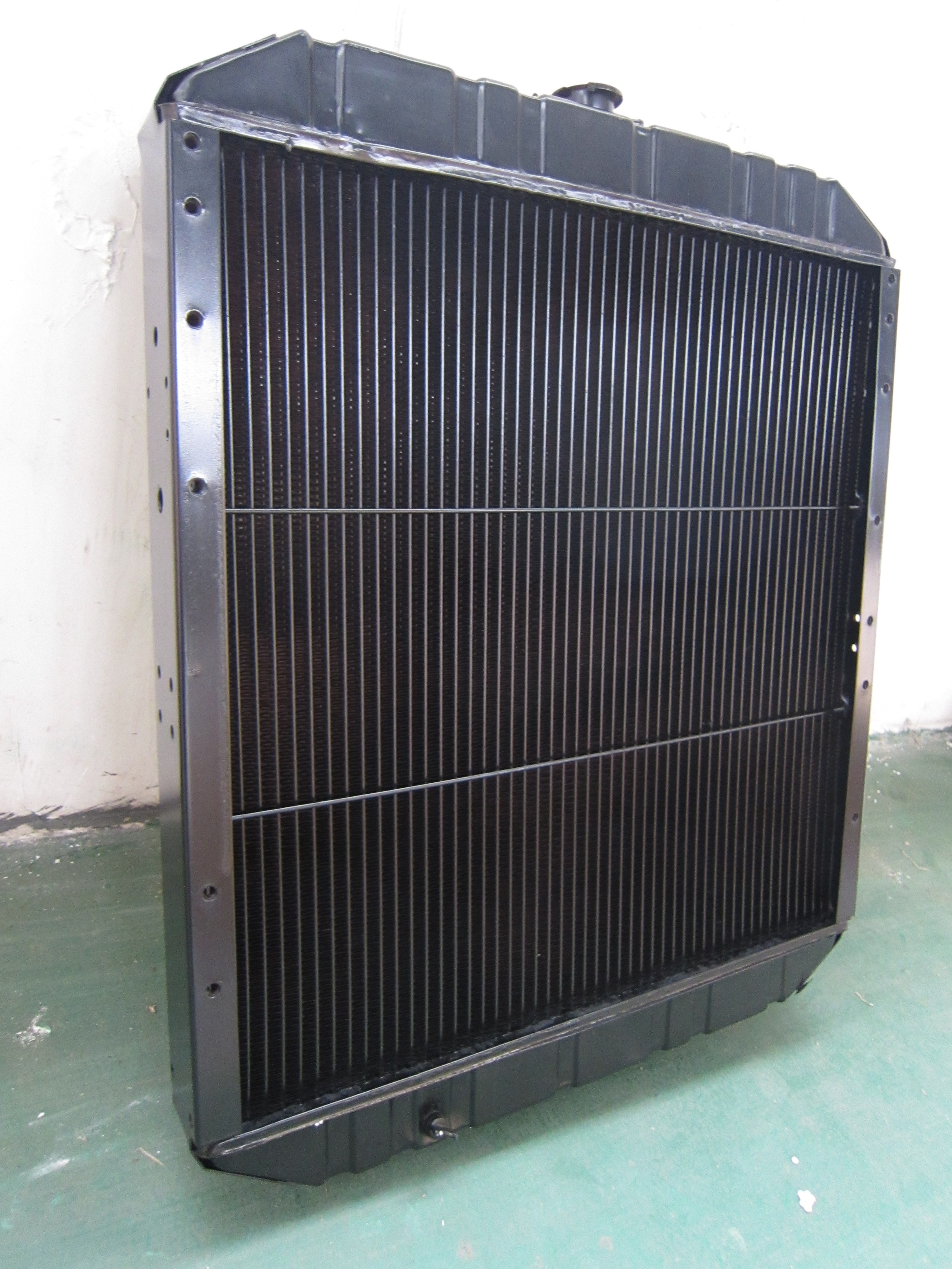 Auto parts OEM MC443350 radiator for FUSO FIGHTER 4D34 6D16 mitsubishi truck parts