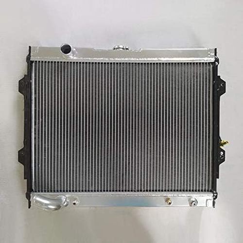 Radiator Aluminum Plastic Radiator for Mitsubishi Jeep V33 MB660077