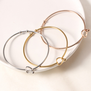 Custom Made Stainless Steel Bangles Women Fashion Metal Opened 18K Gold Plated Jewelry Heart Bangles