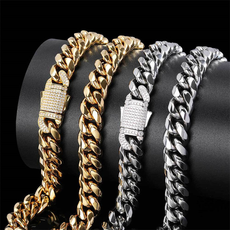 Hip hop Zircon Spring Buckle Stainless Steel Necklace Round Ground High Polished Cuban Chain Men Necklace Cuban Link Chain