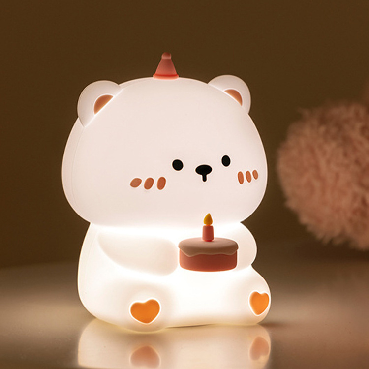 2024 New Product Personalized Cake Bear Lantern Gift Soft Light Atmosphere Creative Kindergarten Lantern