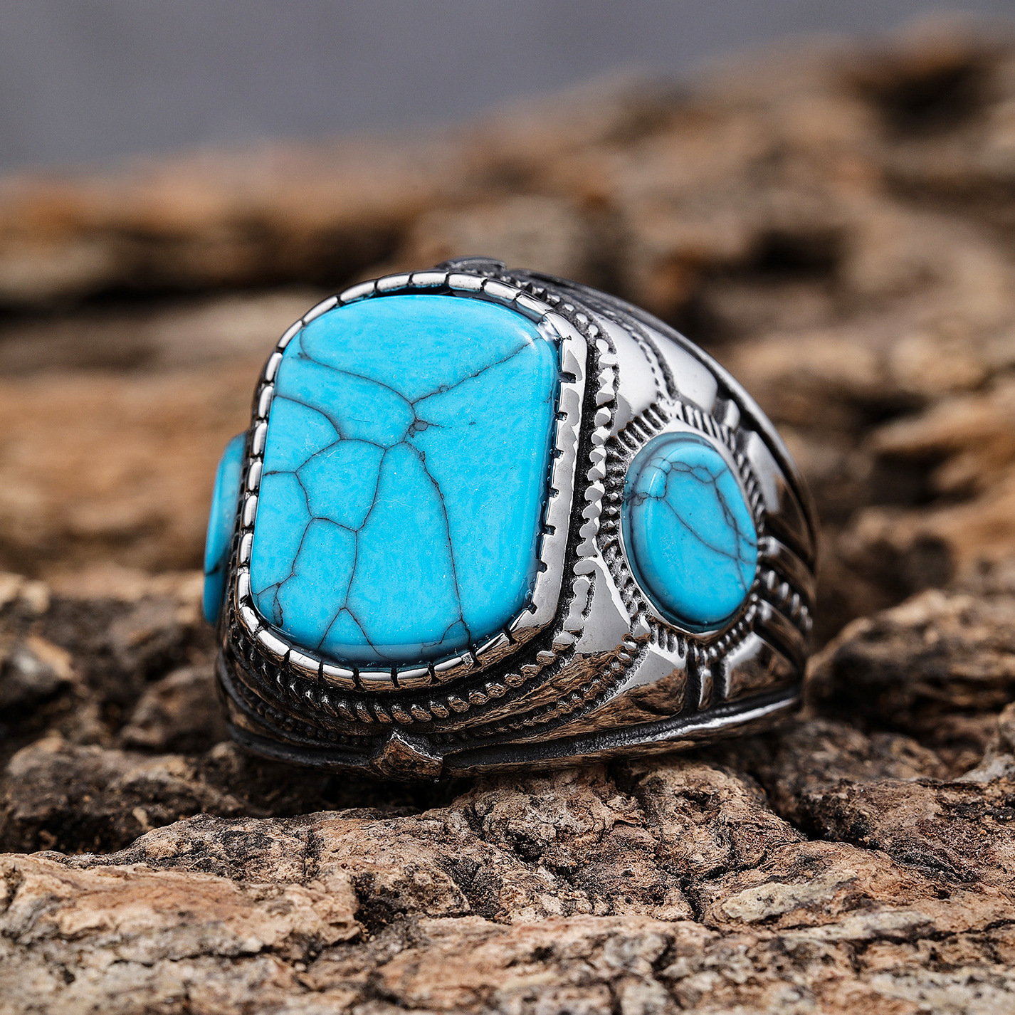 Nordic personalized stainless steel fashion retro three sided turquoise ring generous and appropriate ring