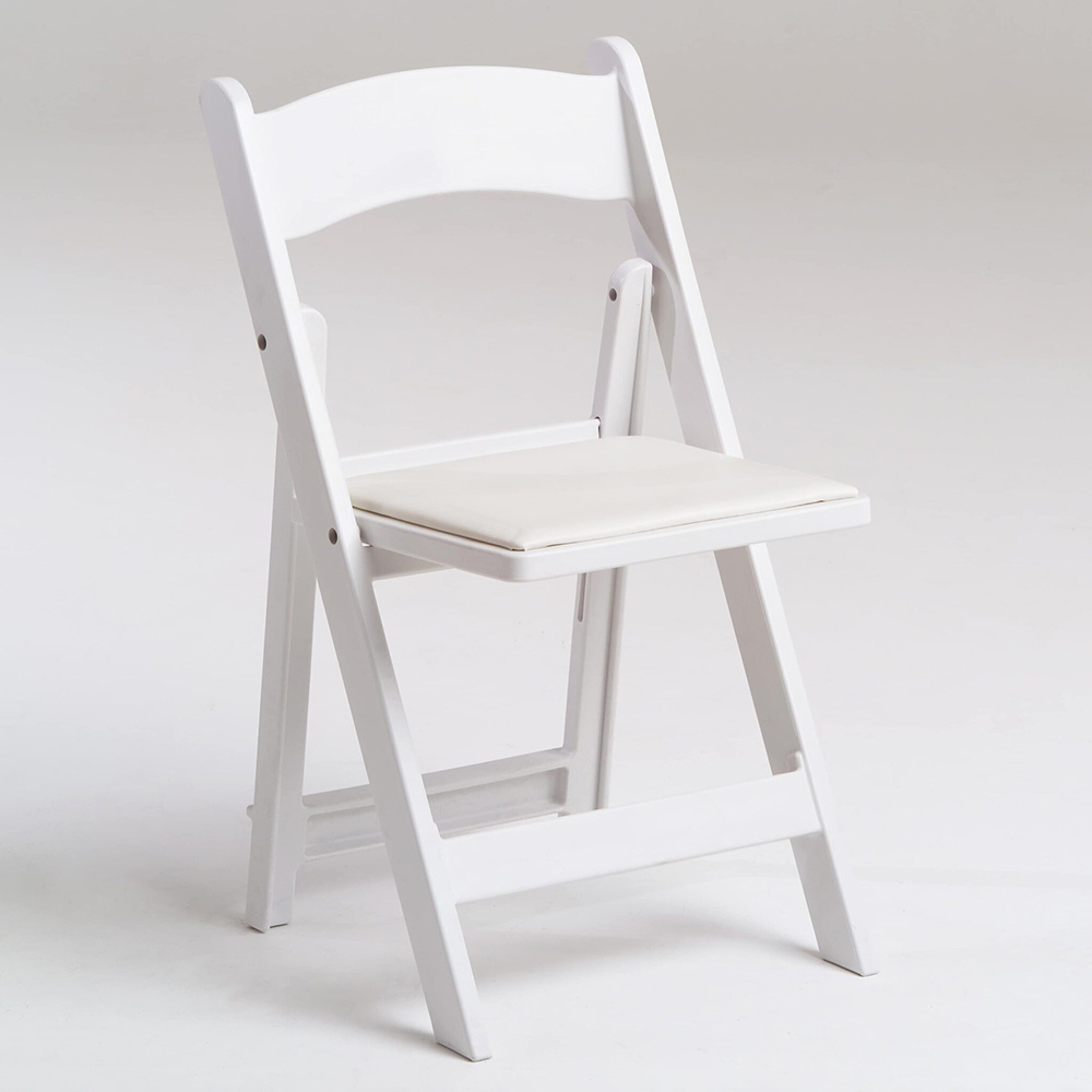 Popular Cheap Outdoor Garden White Resin Wimbledon Plastic Folding Wedding Chair for Party