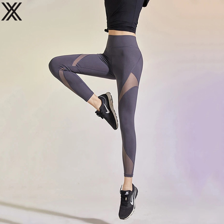 Fashion Design Beauty Back Women Long Sleeve With Thumb Hole Seamless Yoga Sets Yoga Leggings Sets Fashion Sport Fitness Clothes