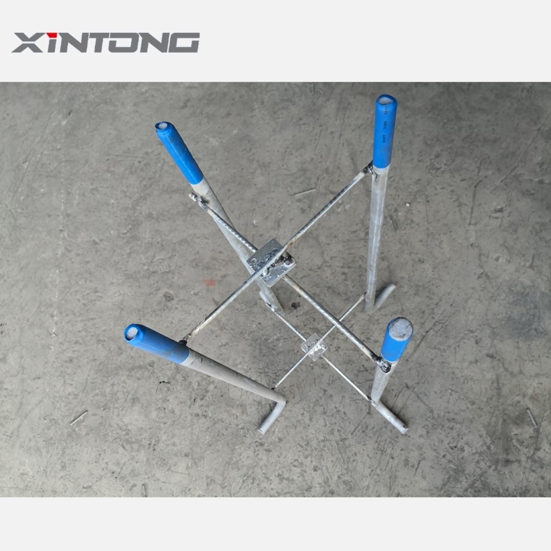 Xintong Street Lighting Pole Anchor Bolt Good Quality 3M 5M 9M 12M Hot Sale Round Outdoor