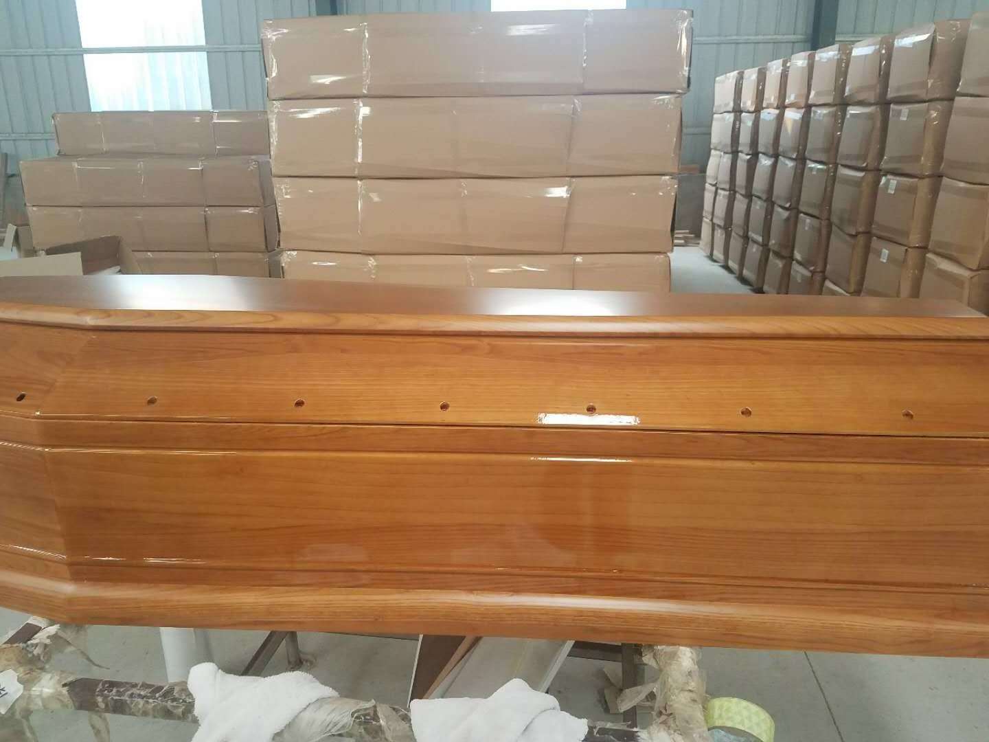 2021 Newest Italy style Christian wooden Coffin/Casket