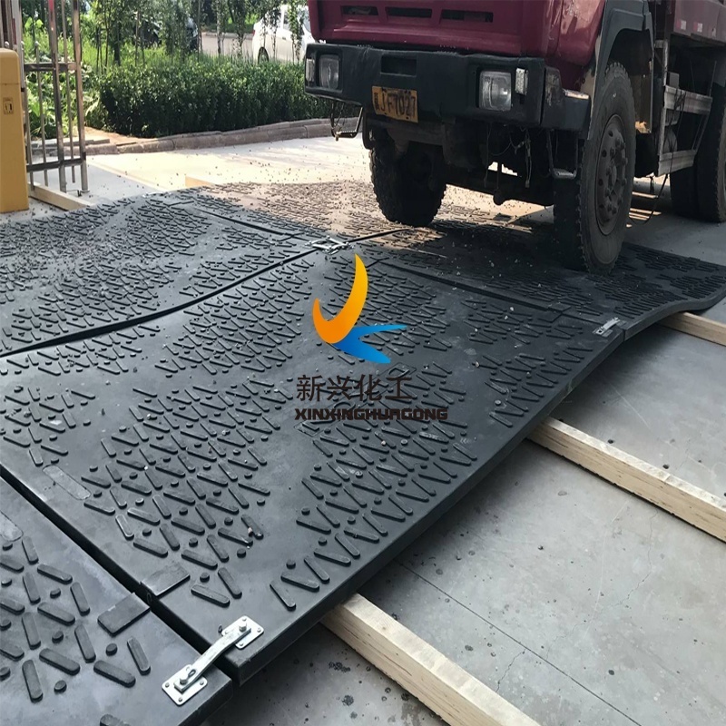 Rig drilling platforms Recycled Rubber Industrial Mats - Temporary Access Roads