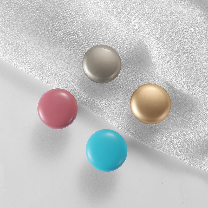 New Model Colored Furniture Knobs Cute Round Drawer Knobs of Furniture Pink Blue Gold Simple Modern Kitchen Cabinet Knobs 1pcs