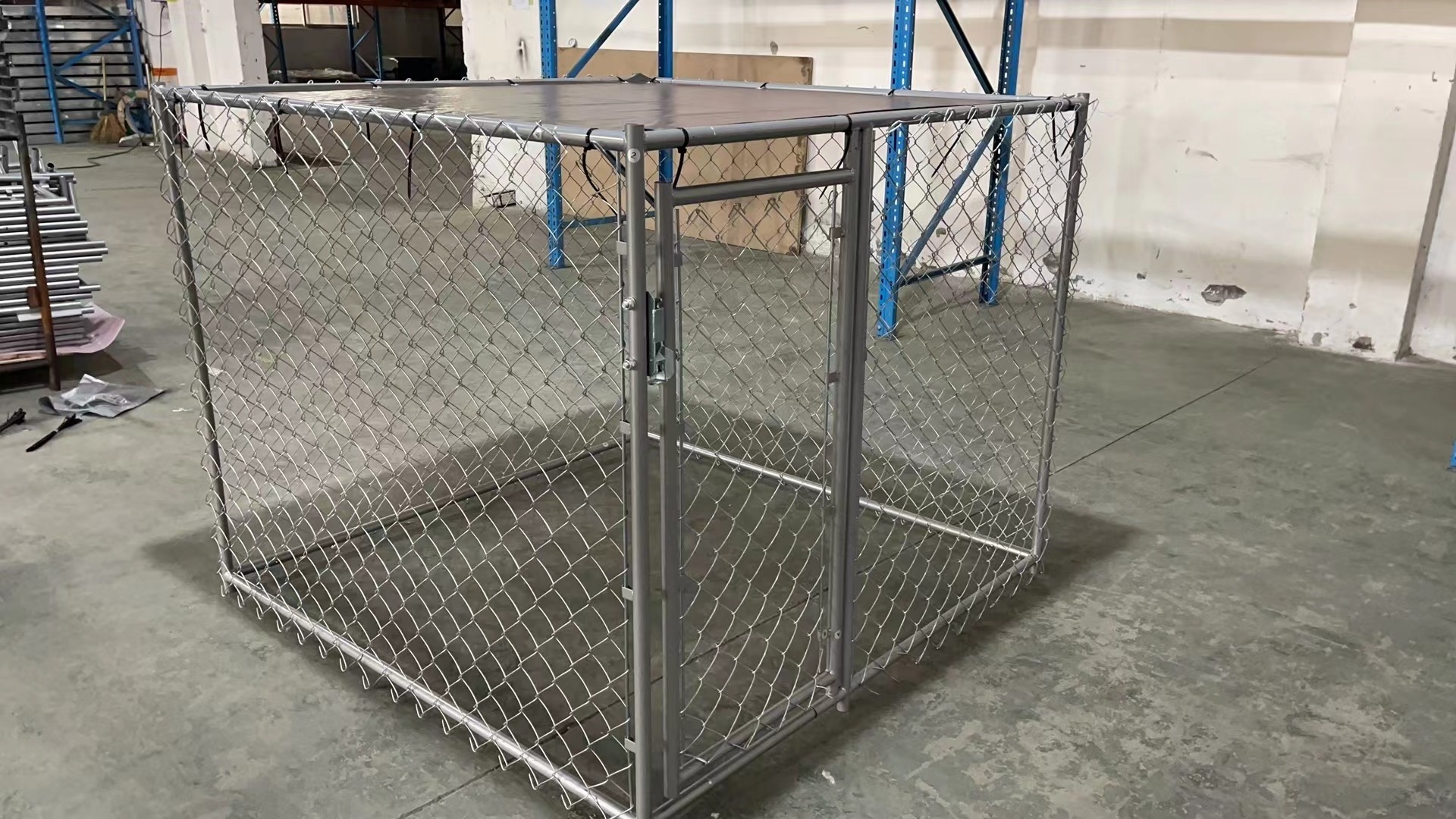 Heavy duty dog kennel cages steel fence panel with waterproof cover