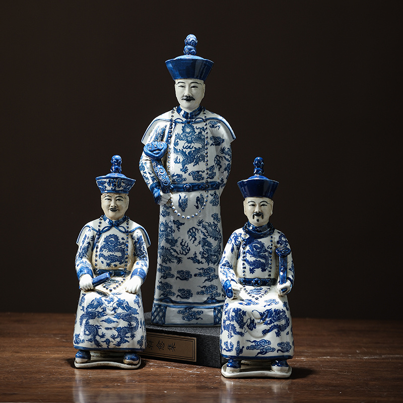 Jingdezhen hand made antique blue and white porcelain figure decoration of three generation emporor of the Qing Dynasty