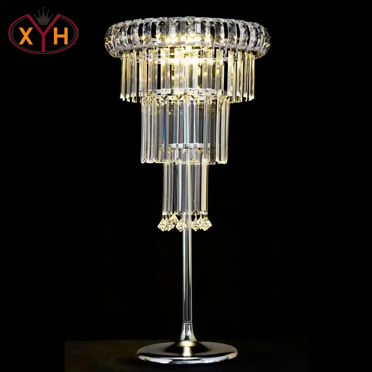 Xinyuanxing Good Quality Silver Gold Crystal Glass Candle Holder Flower Stand Table Decoration Wedding Centerpiece