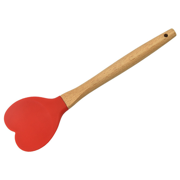 China manufacture good price bpa free heat resistant heart shape silicone spatula with wooden handle