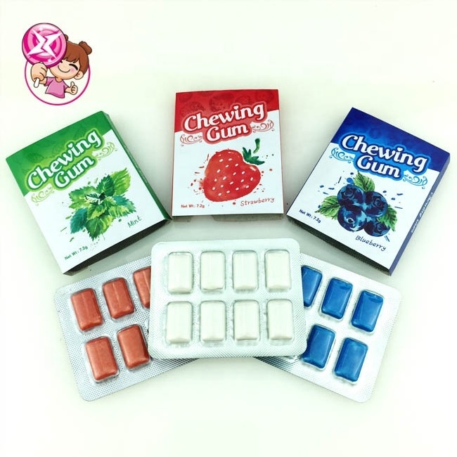 Factory wholesale high quality children's candy xylitol mint, strawberry, blueberry flavor square color sweet bubble gum