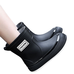 New mid-calf rain boots non-slip rain boots female student rubber boots shoe cover thick bottom for outdoors rain shoes