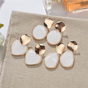 2019 Korean geometric earrings women retro sequined acrylic earrings for women party wedding jewelry wholesale christmas gift