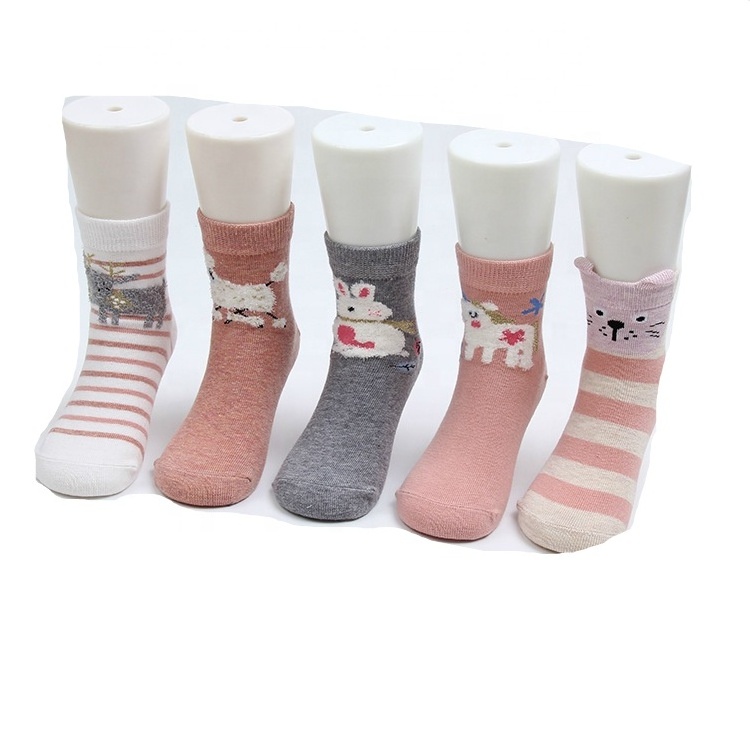 wholesale 2019 new hotsale custom 3d cartoon tube kids boxed socks