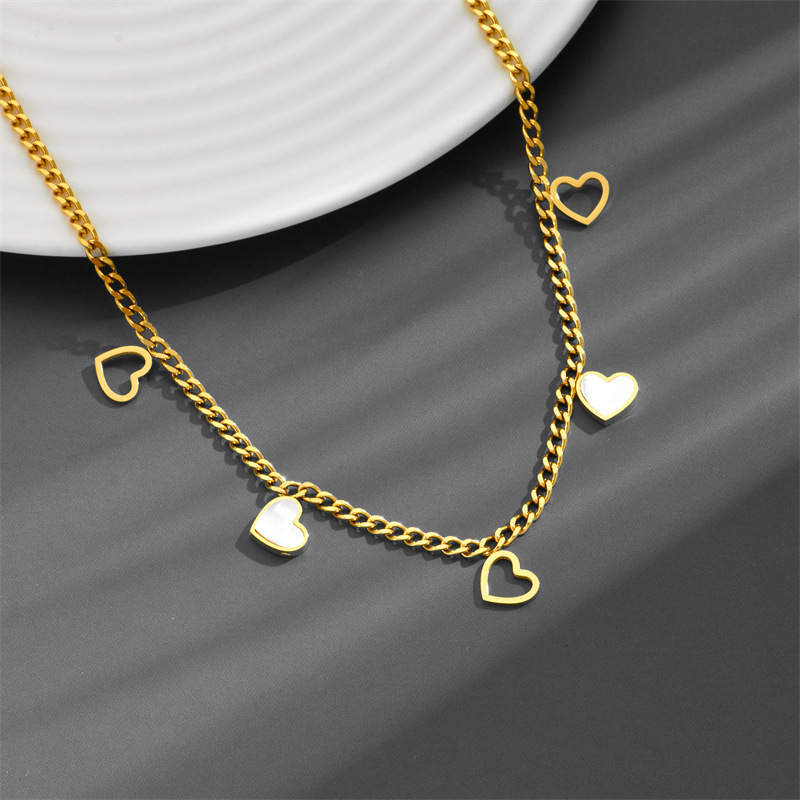 XIXI Stainless Steel Pendant Clavicle Chain Butterfly Love Star Women Gift 18K Gold Plated Heart Fashion Jewelry Necklaces