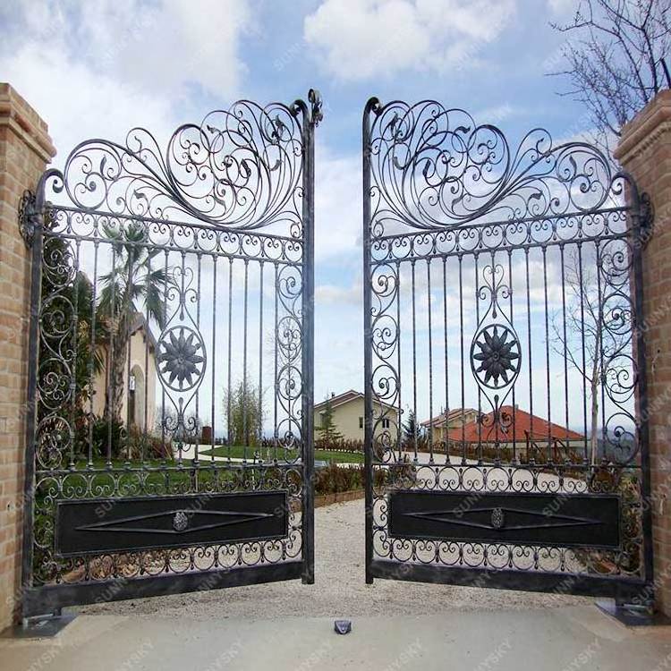 XIYATECH Professional Customized Luxury Villas House New Design Iron Gate Design Decorative Black Iron Wrought Gate