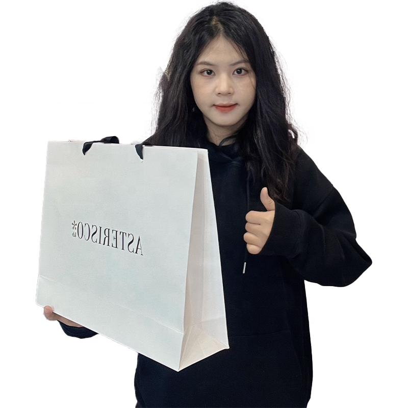 Gift Packaging Shopping Paper Bag With Own Design Wholesale Personalized Logo Luxury Fancy Paper OEM Clothes Pants