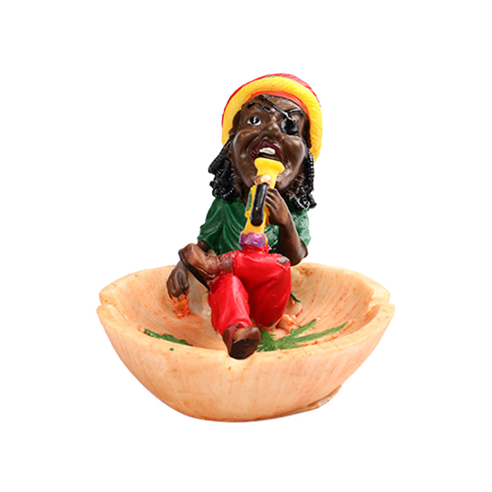 Wholesale Resin Ashtray Fancy Smoking Tobacco Cigarette Resin Rasta Cool Jamaican Ashtray