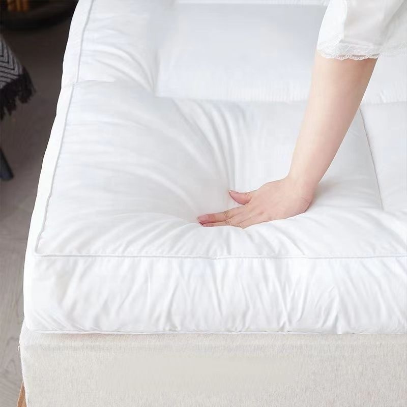 Factory wholesale 5 Star Hotel Soybean fiber White Microfiber King Queen Size Bed Mattress Topper