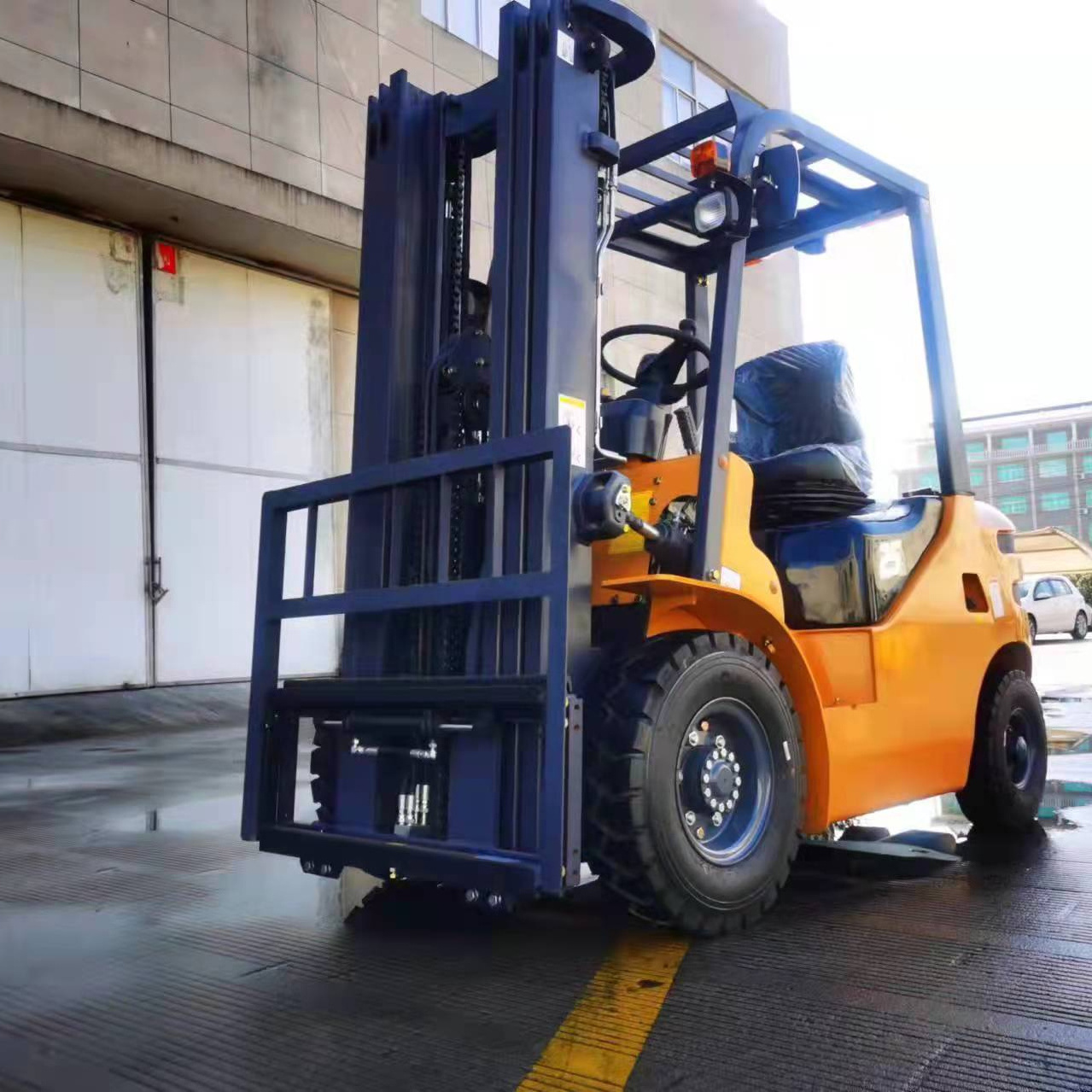 Chinese 60v 2 Ton 3 Ton Mini Electric Forklifts Trucks Battery Forklift Electric Montacargas For Sale