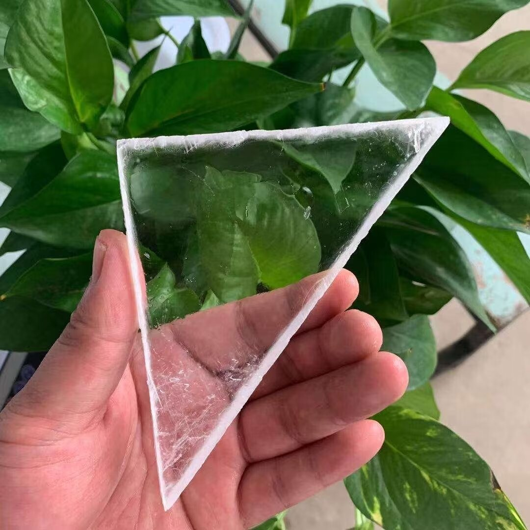 Wholesale natural irregular clear selenite slab high quality healing gemstone stone gift selenite slice for fengshui decoration