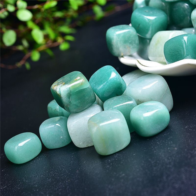 Wholesale natural quartz crystals healing stones polished bulk tumbled stone aventurine stone cube