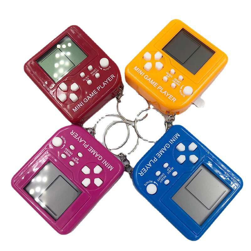 2022 wholesale Brick Game Console Keychain Mini Brick Classical Portable Game Console With Hanging Chain 26 Games