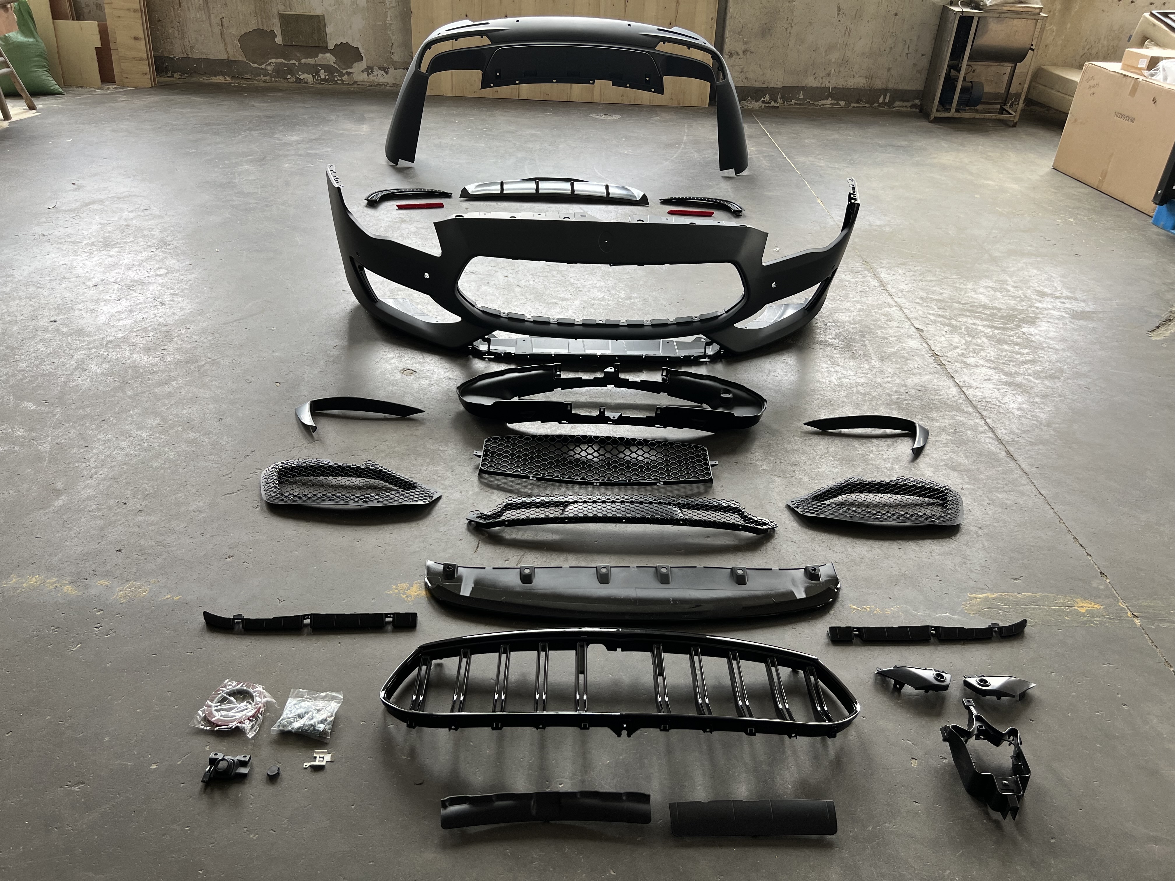 new Trofeo Performance Body Kit include lights For Maserati Quattroporte bodykit Front Rear Bumpers