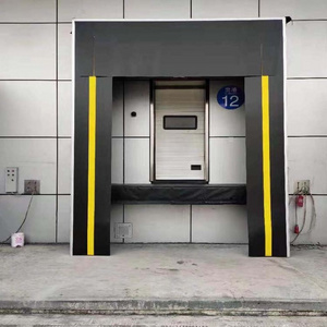 Retractable Dock Shelter PVC Dock Door Seals Mechanical Type Door Shelter Warehouse Door Seals