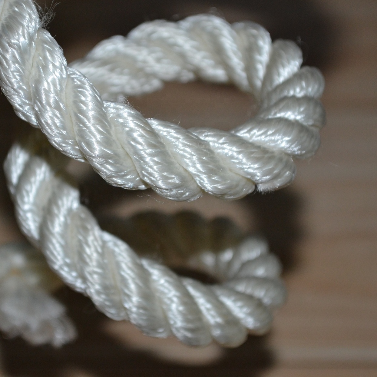 Wholesale durable floating on water 3 strand polypropylene rope used ship rope