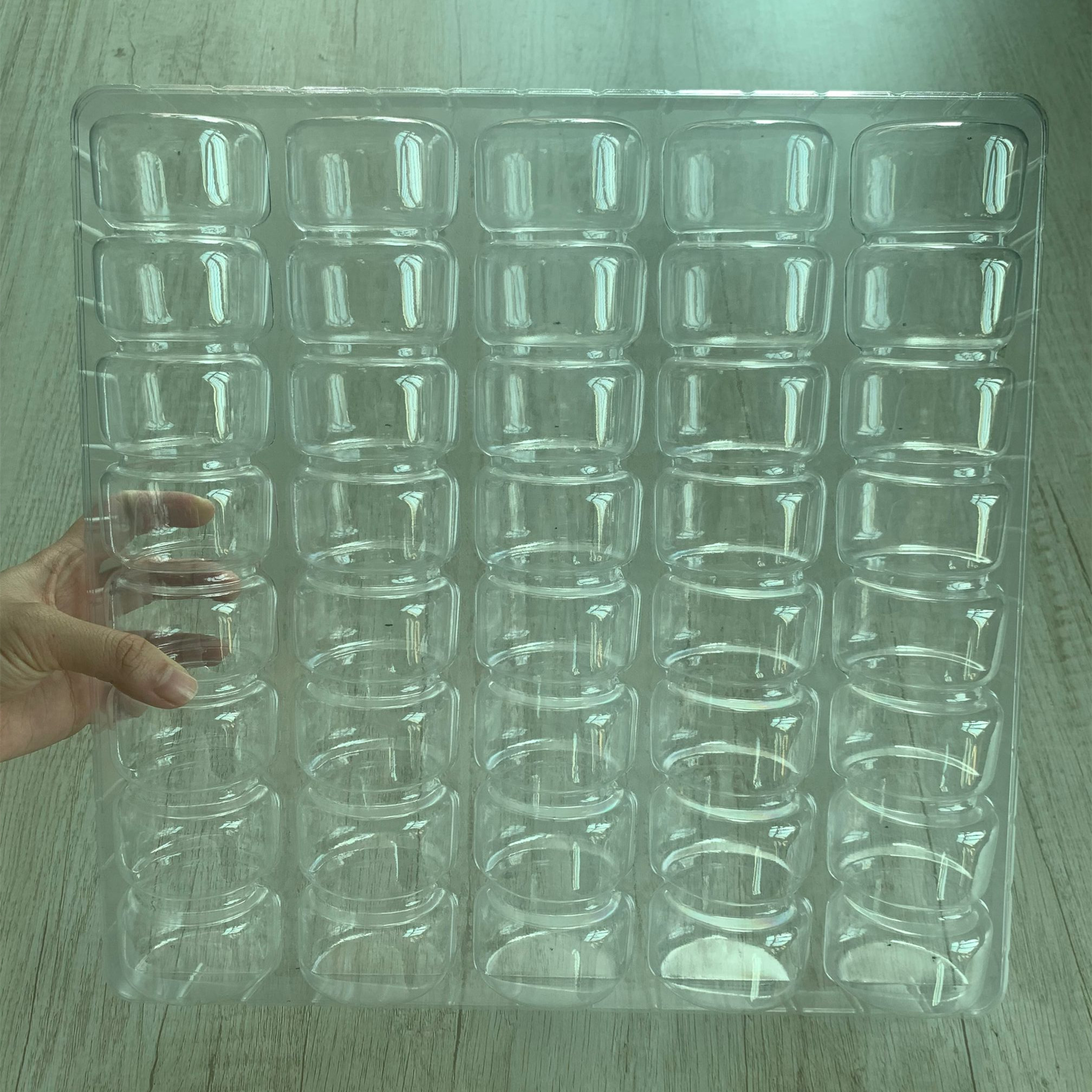 Plastic round macaron packaging display tray square cake small clear box disposable macaron packaging boxes with clear window