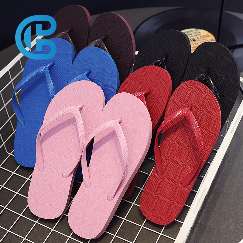 Wholesale Outdoor Customized New Fashion Simple Cheap Flat Beach Thong Slipper PVC Girls Wedding Flip Flops