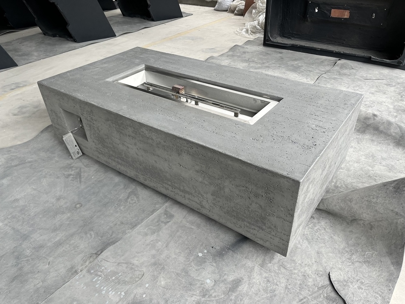 Hot selling  propane outdoor firepit table with rectangle stainless fire pit pan made in China