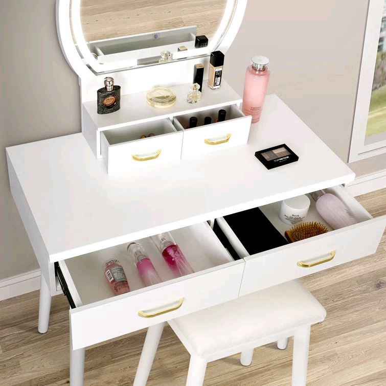 Combohome Luxury Bedroom Furniture Dressing Table Mirror Modern Wood Panel Vanity Table with Led Light Makeup Mirror Storage