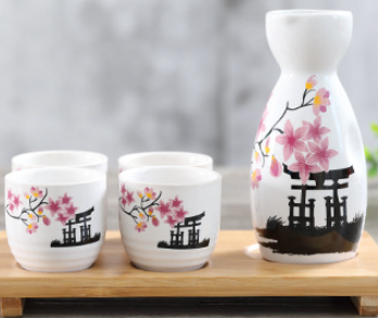 Japanese Ceramic sake wine bottle set a pot of four cups gift box