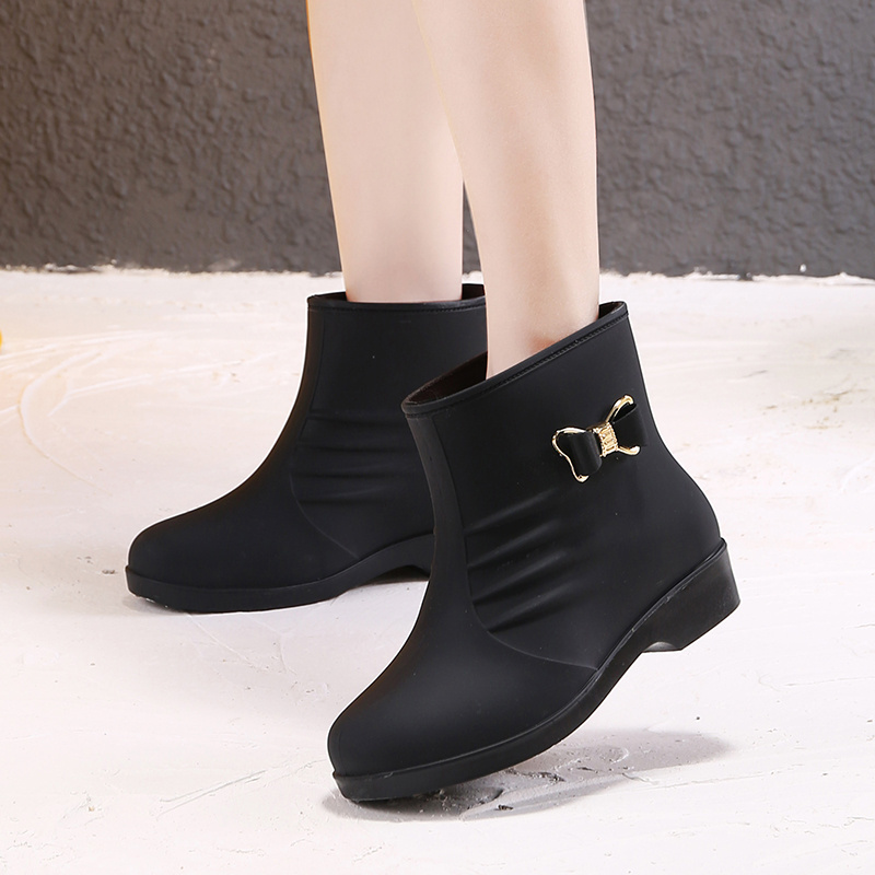 Waterproof Mature High Heel Fashion PVC Rain Boots Wholesale Black Horse Sex With Women Rain Boots